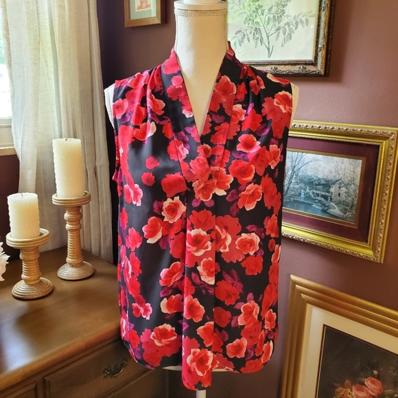 Talbots Tops - Talbots medium petite sleeveless floral business casual blouse top summer work